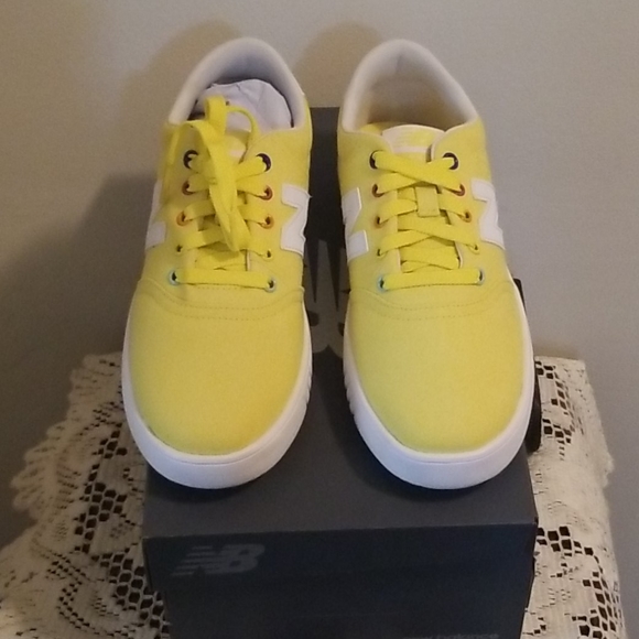 All sort of foot wear/ shoes - Picture 5 of 16